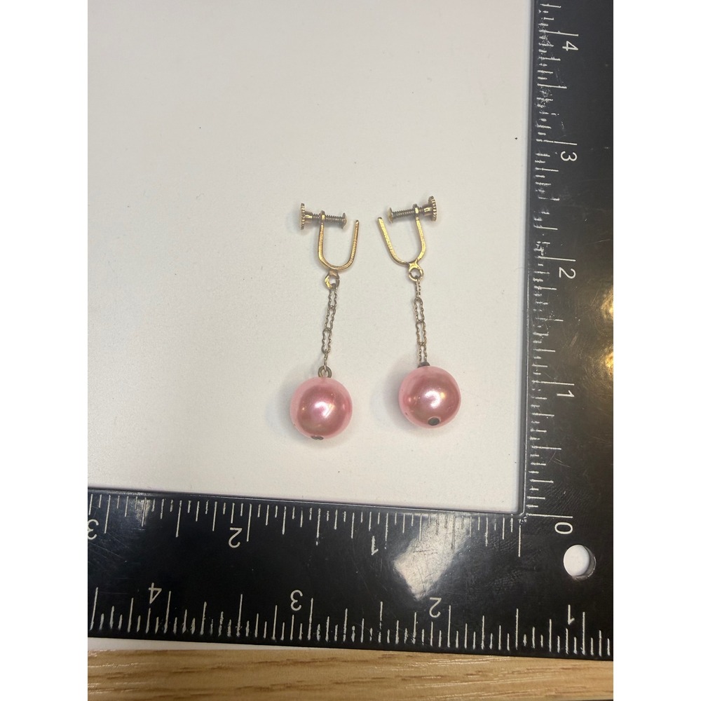 Vintage‎ Pink Faux Pearl Drop Earrings Gold Tone Screw Back Dangle Mid-Century